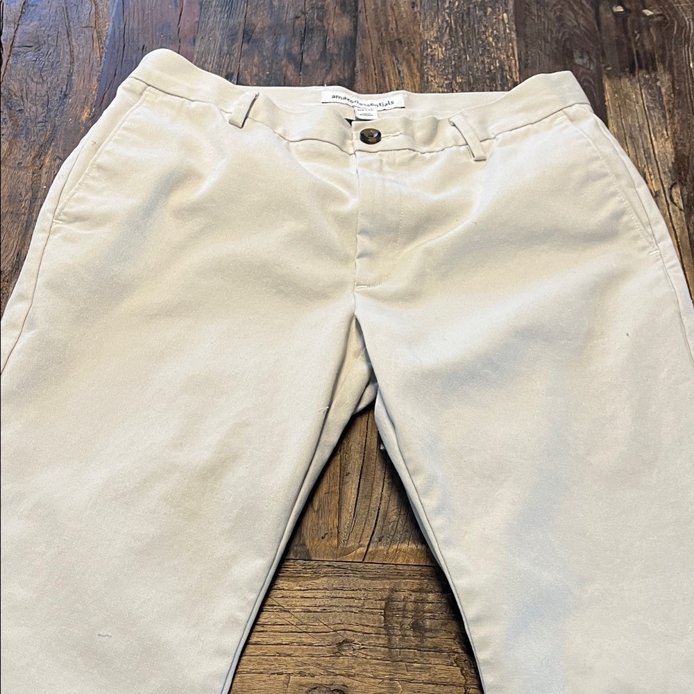 Men's Light Khaki Casual Chino Pants NWOT